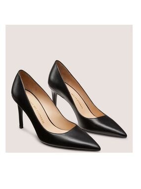 Stuart Weitzman WOMEN size 6
Stuart 75mm 3” leather black pumps
$468. NEW